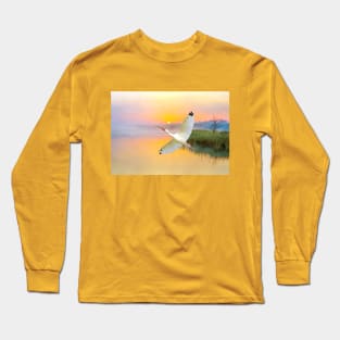 White American Ibis Bird in Flight Long Sleeve T-Shirt